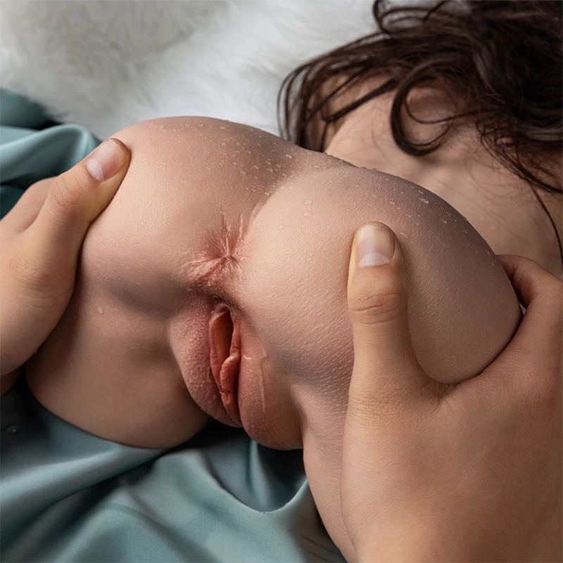 Betsy: 9.59LB Realistic Small Silicone Female Torso